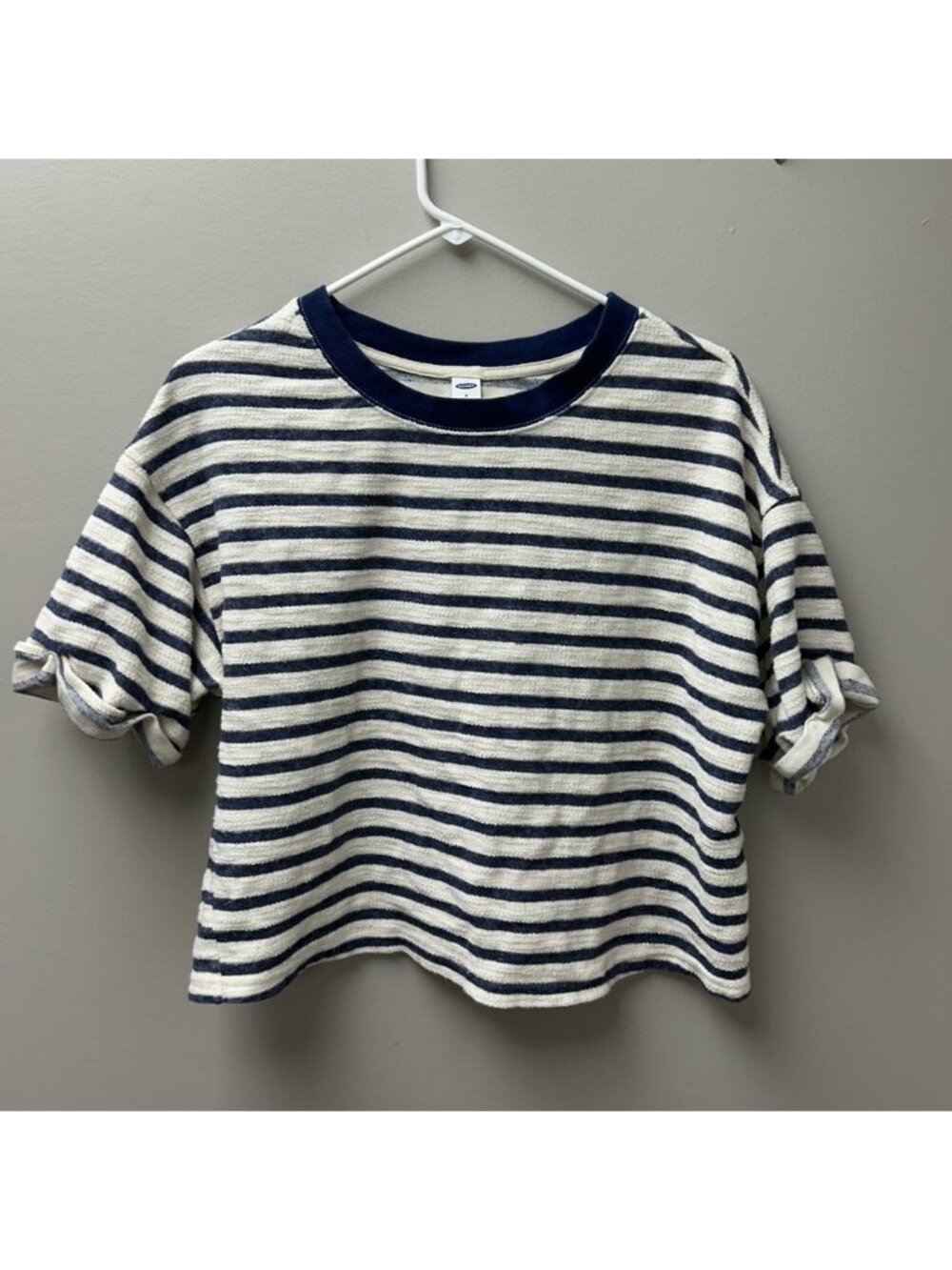 Old Navy Blue & White‎ Striped Crop Top